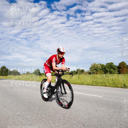 31.08.2025 - Elbe Triathlon Hamburg Michael Burmester http://msf.ph/oto/8664711 31.08.2025 09:56:42 Radfahren 602, 711, 715, 815, 893 meine-sportfotos.de