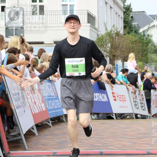 31.08.2025 - 21. Blankeneser Heldenlauf Strokosch-Dieckow http://msf.ph/oto/8664727 31.08.2025 11:00:27 Ziel 3365, 3713 meine-sportfotos.de