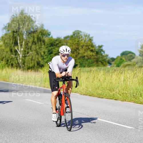 31.08.2025 - Elbe Triathlon Hamburg Michael Burmester http://msf.ph/oto/8664734 31.08.2025 09:25:51 Radfahren 334, 348, 366, 424, 507, 525, 550, 554, 579, 625 meine-sportfotos.de
