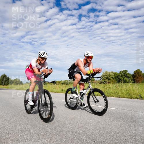 31.08.2025 - Elbe Triathlon Hamburg Michael Burmester http://msf.ph/oto/8664738 31.08.2025 09:57:17 Radfahren 490, 629, 851, 882, 887 meine-sportfotos.de