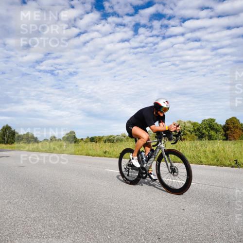 31.08.2025 - Elbe Triathlon Hamburg Michael Burmester http://msf.ph/oto/8664746 31.08.2025 09:57:25 Radfahren 490, 648, 665, 722, 813 meine-sportfotos.de