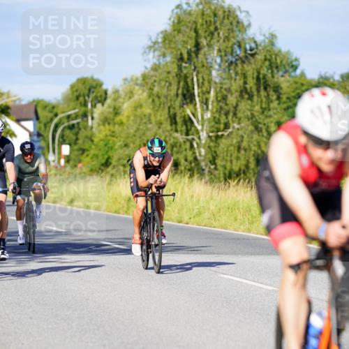 31.08.2025 - Elbe Triathlon Hamburg Michael Burmester http://msf.ph/oto/8664752 31.08.2025 09:25:56 Radfahren 301, 334, 523, 525, 551, 554, 579 meine-sportfotos.de