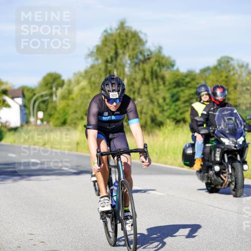 31.08.2025 - Elbe Triathlon Hamburg Michael Burmester http://msf.ph/oto/8664763 31.08.2025 09:26:00 Radfahren 301, 523, 525, 551, 554, 579 meine-sportfotos.de
