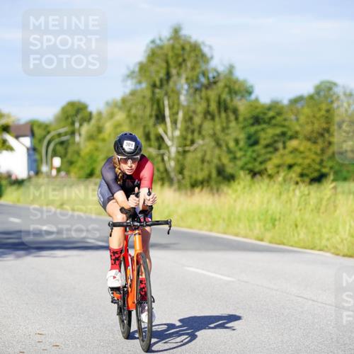 31.08.2025 - Elbe Triathlon Hamburg Michael Burmester http://msf.ph/oto/8664771 31.08.2025 09:26:03 Radfahren 301, 523, 551 meine-sportfotos.de