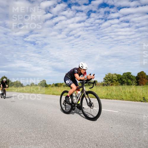 31.08.2025 - Elbe Triathlon Hamburg Michael Burmester http://msf.ph/oto/8664779 31.08.2025 09:58:24 Radfahren 519, 623, 709, 837, 866, 913 meine-sportfotos.de