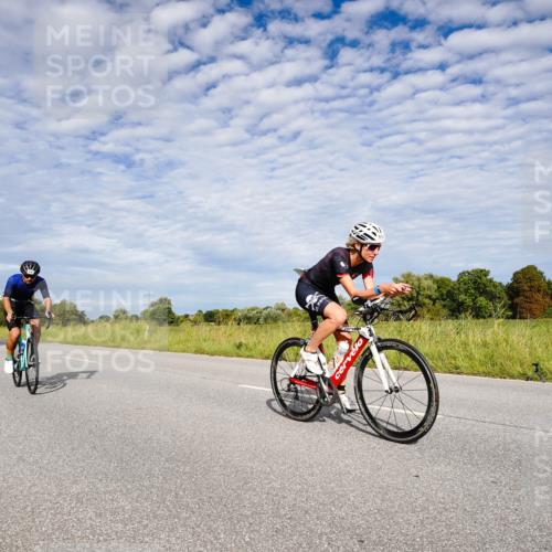 31.08.2025 - Elbe Triathlon Hamburg Michael Burmester http://msf.ph/oto/8664784 31.08.2025 09:58:26 Radfahren 519, 567, 615, 623, 709, 837, 866, 913 meine-sportfotos.de