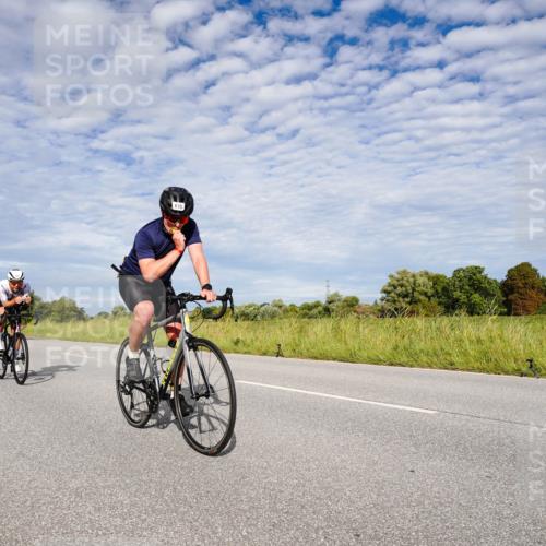 31.08.2025 - Elbe Triathlon Hamburg Michael Burmester http://msf.ph/oto/8664790 31.08.2025 09:58:33 Radfahren 567, 579, 615, 643 meine-sportfotos.de