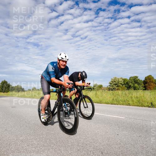 31.08.2025 - Elbe Triathlon Hamburg Michael Burmester http://msf.ph/oto/8664815 31.08.2025 09:58:56 Radfahren 669, 708, 719, 737, 811 meine-sportfotos.de
