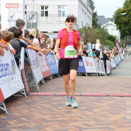 31.08.2025 - 21. Blankeneser Heldenlauf Strokosch-Dieckow http://msf.ph/oto/8664823 31.08.2025 11:00:19 Ziel 3247, 3660, 3431, 3670, 3713 meine-sportfotos.de