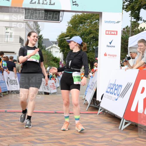 31.08.2025 - 21. Blankeneser Heldenlauf Strokosch-Dieckow http://msf.ph/oto/8664837 31.08.2025 11:19:06 Ziel 3253, 3033, 3094 meine-sportfotos.de
