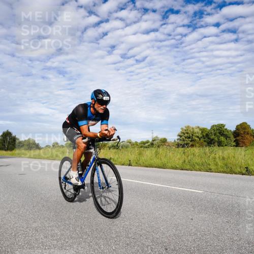31.08.2025 - Elbe Triathlon Hamburg Michael Burmester http://msf.ph/oto/8664845 31.08.2025 09:59:31 Radfahren 438, 610, 694, 773, 864, 881, 923, 928 meine-sportfotos.de