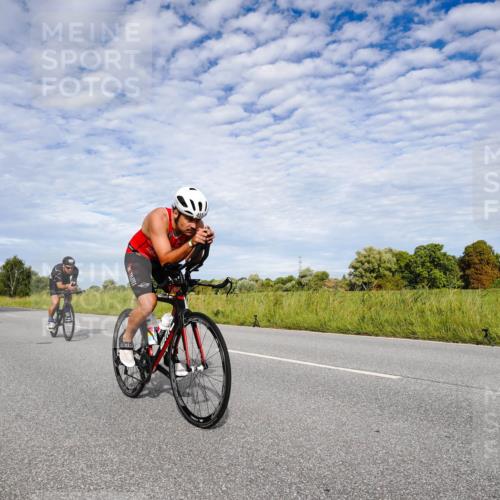 31.08.2025 - Elbe Triathlon Hamburg Michael Burmester http://msf.ph/oto/8664871 31.08.2025 09:59:55 Radfahren 455, 494, 527, 756, 787 meine-sportfotos.de