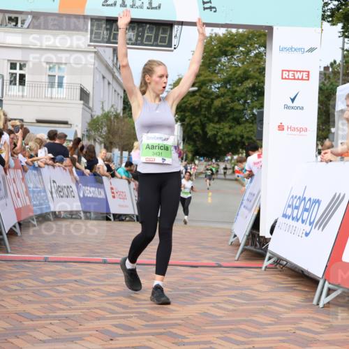 31.08.2025 - 21. Blankeneser Heldenlauf Strokosch-Dieckow http://msf.ph/oto/8664875 31.08.2025 11:00:15 Ziel 3247, 3660, 3655, 3664, 3431, 3670, 3713 meine-sportfotos.de