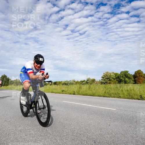 31.08.2025 - Elbe Triathlon Hamburg Michael Burmester http://msf.ph/oto/8664879 31.08.2025 10:00:00 Radfahren 562, 756, 787 meine-sportfotos.de