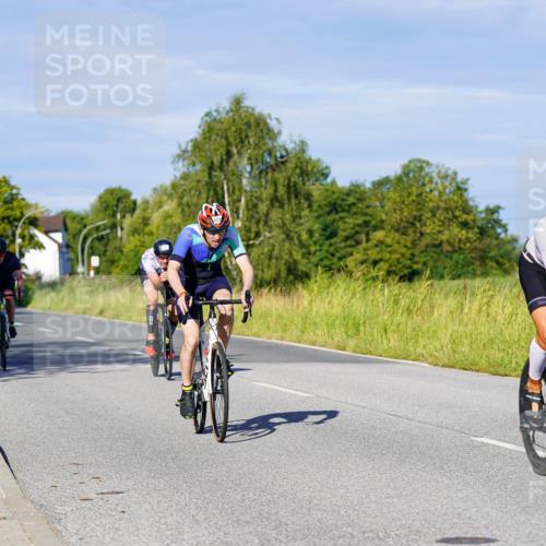 31.08.2025 - Elbe Triathlon Hamburg Michael Burmester http://msf.ph/oto/8664881 31.08.2025 09:26:42 Radfahren 183, 221, 261, 312, 596, 608, 615, 622, 631, 643, 716 meine-sportfotos.de