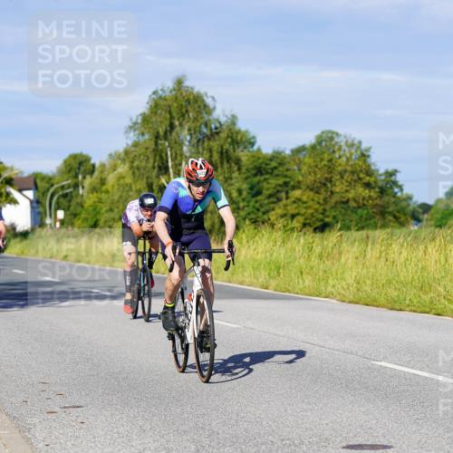31.08.2025 - Elbe Triathlon Hamburg Michael Burmester http://msf.ph/oto/8664885 31.08.2025 09:26:42 Radfahren 183, 221, 261, 312, 596, 608, 615, 622, 631, 643, 716 meine-sportfotos.de