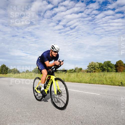 31.08.2025 - Elbe Triathlon Hamburg Michael Burmester http://msf.ph/oto/8664908 31.08.2025 10:00:28 Radfahren 526, 589, 717, 759 meine-sportfotos.de