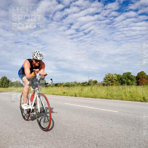 31.08.2025 - Elbe Triathlon Hamburg Michael Burmester http://msf.ph/oto/8664917 31.08.2025 10:00:40 Radfahren 420, 635, 707, 731, 740, 868, 869, 896 meine-sportfotos.de