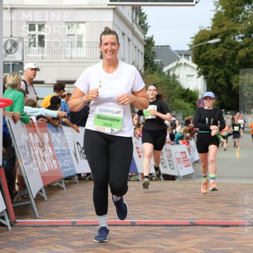 31.08.2025 - 21. Blankeneser Heldenlauf Strokosch-Dieckow http://msf.ph/oto/8664930 31.08.2025 11:19:03 Ziel 3253, 3033, 3094 meine-sportfotos.de