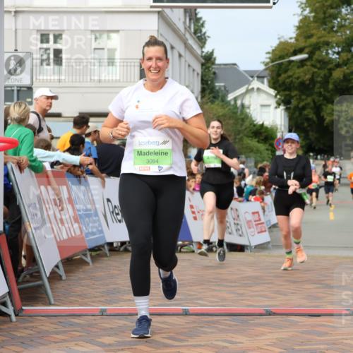 31.08.2025 - 21. Blankeneser Heldenlauf Strokosch-Dieckow http://msf.ph/oto/8664937 31.08.2025 11:19:03 Ziel 3253, 3033, 3094 meine-sportfotos.de