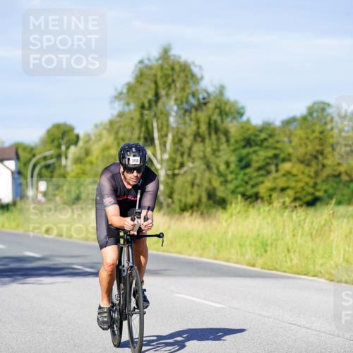 31.08.2025 - Elbe Triathlon Hamburg Michael Burmester http://msf.ph/oto/8664948 31.08.2025 09:27:03 Radfahren 197, 368 meine-sportfotos.de