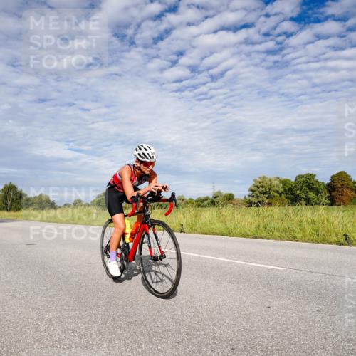 31.08.2025 - Elbe Triathlon Hamburg Michael Burmester http://msf.ph/oto/8664952 31.08.2025 10:01:22 Radfahren 508, 534, 568, 691, 786, 823, 826 meine-sportfotos.de