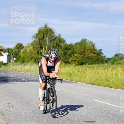 31.08.2025 - Elbe Triathlon Hamburg Michael Burmester http://msf.ph/oto/8664985 31.08.2025 09:27:20 Radfahren 278, 563, 605, 678 meine-sportfotos.de