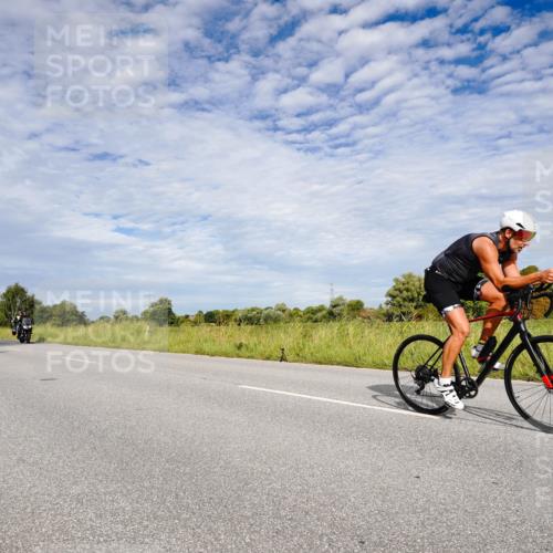 31.08.2025 - Elbe Triathlon Hamburg Michael Burmester http://msf.ph/oto/8665029 31.08.2025 10:02:58 Radfahren 428, 495, 618, 638, 682, 696, 727, 739, 850, 912 meine-sportfotos.de