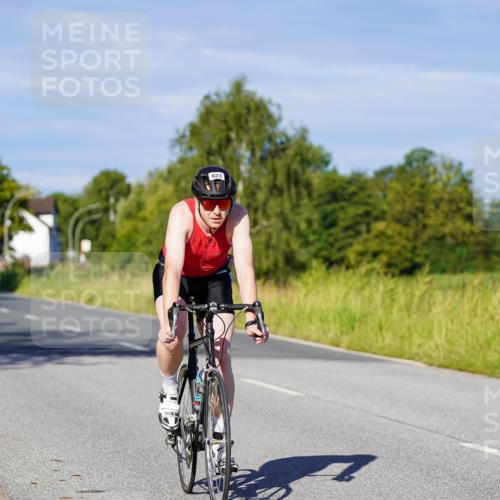 31.08.2025 - Elbe Triathlon Hamburg Michael Burmester http://msf.ph/oto/8665031 31.08.2025 09:27:33 Radfahren 299, 321, 354, 385, 496, 623 meine-sportfotos.de