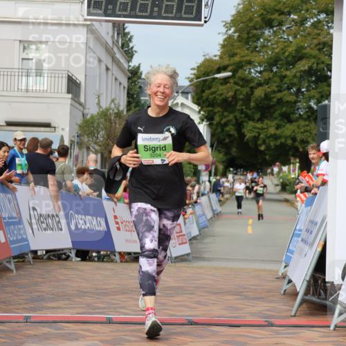 31.08.2025 - 21. Blankeneser Heldenlauf Strokosch-Dieckow http://msf.ph/oto/8665044 31.08.2025 11:18:44 Ziel 3204 meine-sportfotos.de