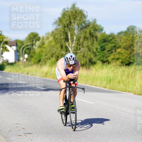 31.08.2025 - Elbe Triathlon Hamburg Michael Burmester http://msf.ph/oto/8665049 31.08.2025 09:27:38 Radfahren 269, 311, 321, 354, 496 meine-sportfotos.de