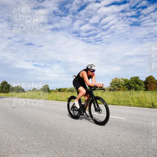 31.08.2025 - Elbe Triathlon Hamburg Michael Burmester http://msf.ph/oto/8665051 31.08.2025 10:03:12 Radfahren 515, 603, 674, 760, 777, 828, 901 meine-sportfotos.de