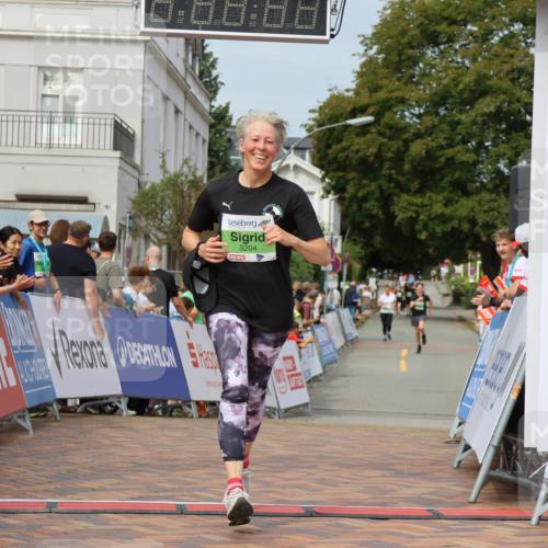 31.08.2025 - 21. Blankeneser Heldenlauf Strokosch-Dieckow http://msf.ph/oto/8665053 31.08.2025 11:18:44 Ziel 3204 meine-sportfotos.de