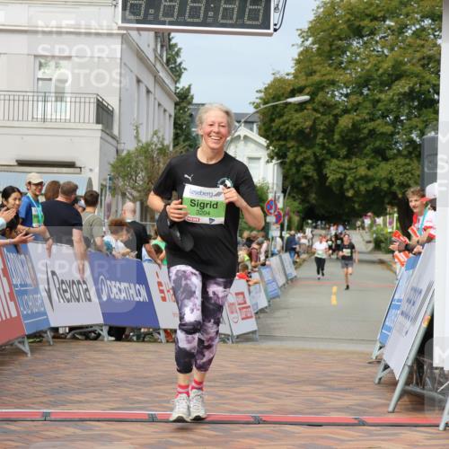 31.08.2025 - 21. Blankeneser Heldenlauf Strokosch-Dieckow http://msf.ph/oto/8665062 31.08.2025 11:18:44 Ziel 3204 meine-sportfotos.de