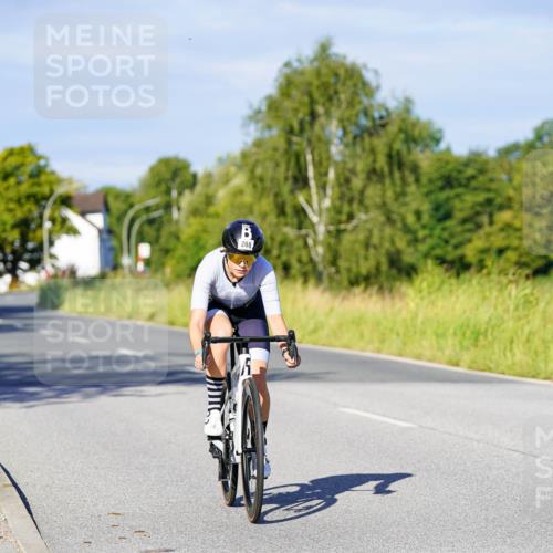 31.08.2025 - Elbe Triathlon Hamburg Michael Burmester http://msf.ph/oto/8665074 31.08.2025 09:27:48 Radfahren 268, 324, 624 meine-sportfotos.de
