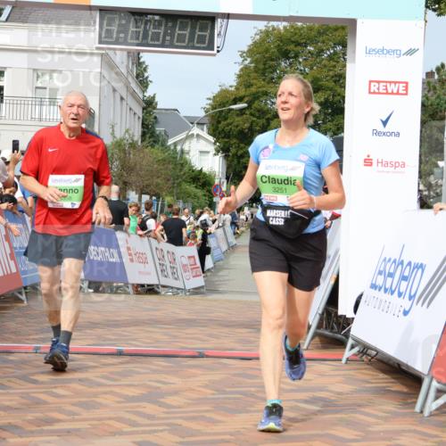 31.08.2025 - 21. Blankeneser Heldenlauf Strokosch-Dieckow http://msf.ph/oto/8665107 31.08.2025 11:18:34 Ziel 3071, 3265, 3358, 3251 meine-sportfotos.de