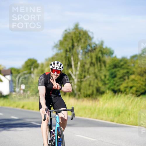31.08.2025 - Elbe Triathlon Hamburg Michael Burmester http://msf.ph/oto/8665116 31.08.2025 09:28:09 Radfahren 610, 629 meine-sportfotos.de