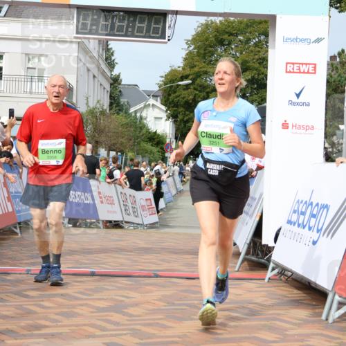 31.08.2025 - 21. Blankeneser Heldenlauf Strokosch-Dieckow http://msf.ph/oto/8665117 31.08.2025 11:18:34 Ziel 3071, 3265, 3358, 3251 meine-sportfotos.de