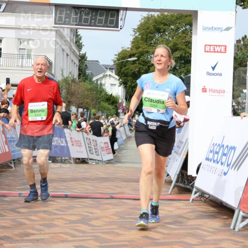 31.08.2025 - 21. Blankeneser Heldenlauf Strokosch-Dieckow http://msf.ph/oto/8665127 31.08.2025 11:18:34 Ziel 3071, 3265, 3358, 3251 meine-sportfotos.de
