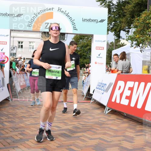 31.08.2025 - 21. Blankeneser Heldenlauf Strokosch-Dieckow http://msf.ph/oto/8665158 31.08.2025 11:18:29 Ziel 3390, 3071, 3265, 3537, 3251 meine-sportfotos.de