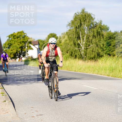 31.08.2025 - Elbe Triathlon Hamburg Michael Burmester http://msf.ph/oto/8665165 31.08.2025 09:28:26 Radfahren 281, 490, 562, 648, 672 meine-sportfotos.de