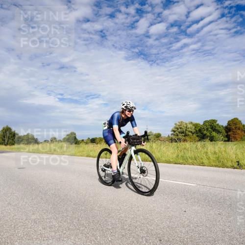 31.08.2025 - Elbe Triathlon Hamburg Michael Burmester http://msf.ph/oto/8665192 31.08.2025 10:05:56 Radfahren 642, 762, 766, 783, 907 meine-sportfotos.de