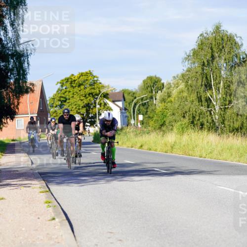 31.08.2025 - Elbe Triathlon Hamburg Michael Burmester http://msf.ph/oto/8665193 31.08.2025 09:28:33 Radfahren 337, 363, 414, 486, 490, 588 meine-sportfotos.de