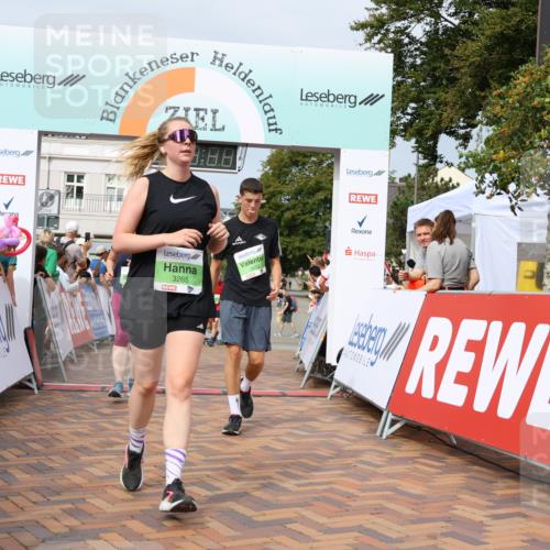 31.08.2025 - 21. Blankeneser Heldenlauf Strokosch-Dieckow http://msf.ph/oto/8665194 31.08.2025 11:18:28 Ziel 3390, 3071, 3265, 3718, 3537 meine-sportfotos.de