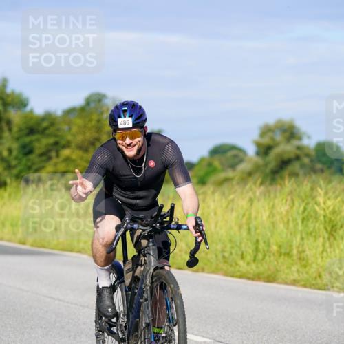 31.08.2025 - Elbe Triathlon Hamburg Michael Burmester http://msf.ph/oto/8665208 31.08.2025 09:28:37 Radfahren 282, 337, 363, 414, 486, 588 meine-sportfotos.de