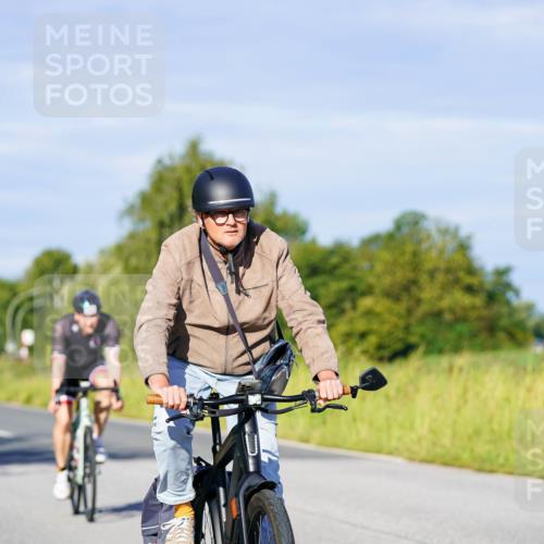 31.08.2025 - Elbe Triathlon Hamburg Michael Burmester http://msf.ph/oto/8665217 31.08.2025 09:28:38 Radfahren 282, 337, 414, 486, 519, 588 meine-sportfotos.de