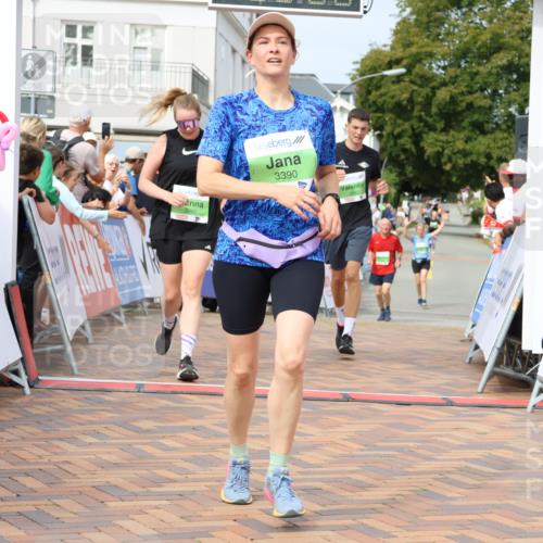 31.08.2025 - 21. Blankeneser Heldenlauf Strokosch-Dieckow http://msf.ph/oto/8665220 31.08.2025 11:18:26 Ziel 3390, 3071, 3265, 3718, 3537, 3512 meine-sportfotos.de