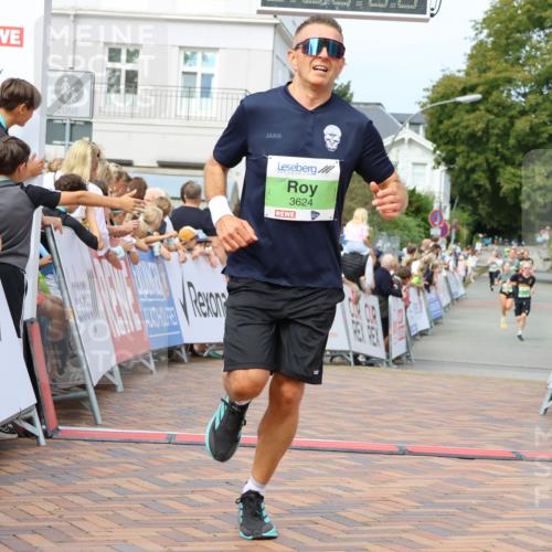 31.08.2025 - 21. Blankeneser Heldenlauf Strokosch-Dieckow http://msf.ph/oto/8665224 31.08.2025 10:59:59 Ziel 3624, 3262, 3438 meine-sportfotos.de