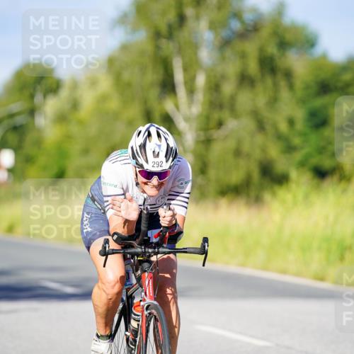 31.08.2025 - Elbe Triathlon Hamburg Michael Burmester http://msf.ph/oto/8665274 31.08.2025 09:28:59 Radfahren 216, 259, 292 meine-sportfotos.de