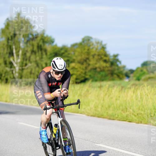 31.08.2025 - Elbe Triathlon Hamburg Michael Burmester http://msf.ph/oto/8665286 31.08.2025 09:29:01 Radfahren 216, 259, 292 meine-sportfotos.de